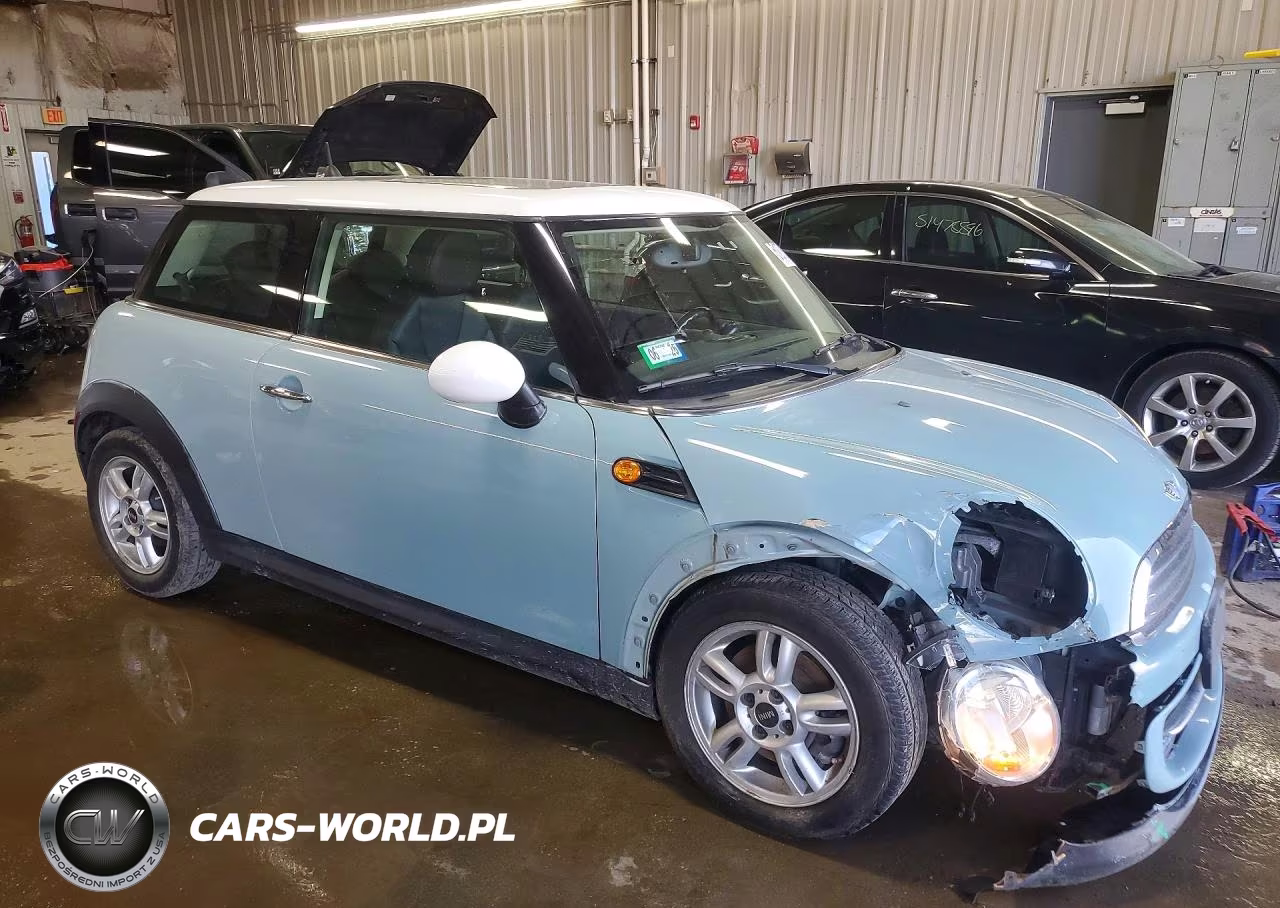 2013 Mini Cooper VIN:WMWSU3C55DT690402 - 4