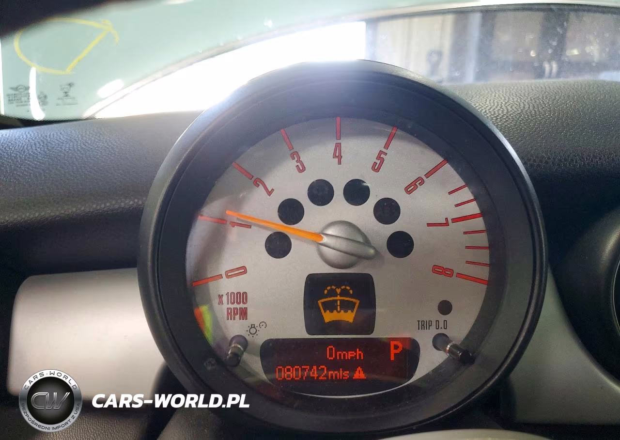 2013 Mini Cooper VIN:WMWSU3C55DT690402 - 9