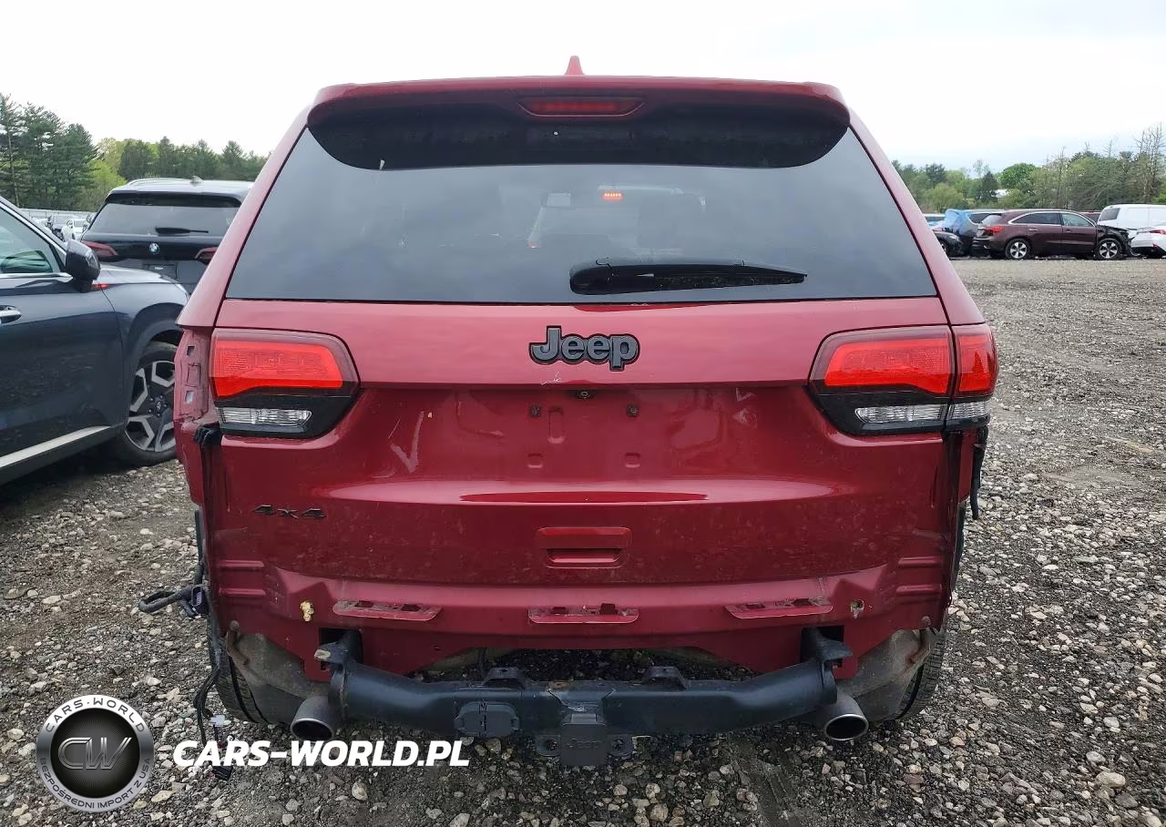 2015 Jeep Grand Cherokee Laredo VIN:1C4RJFAG8FC932232 - 6