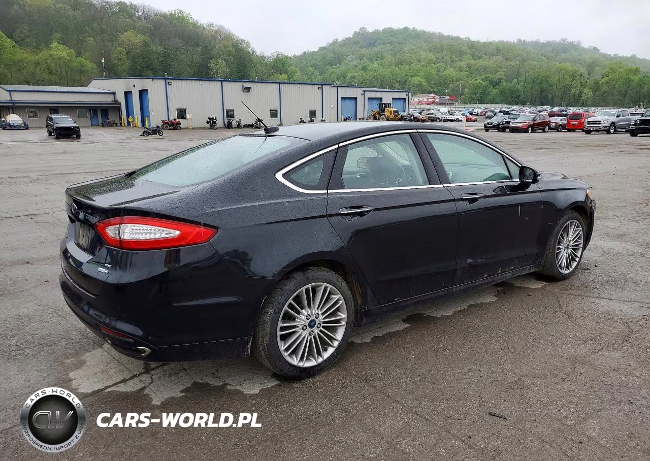 2015 Ford Fusion Se VIN:3FA6P0T93FR135648 - 3