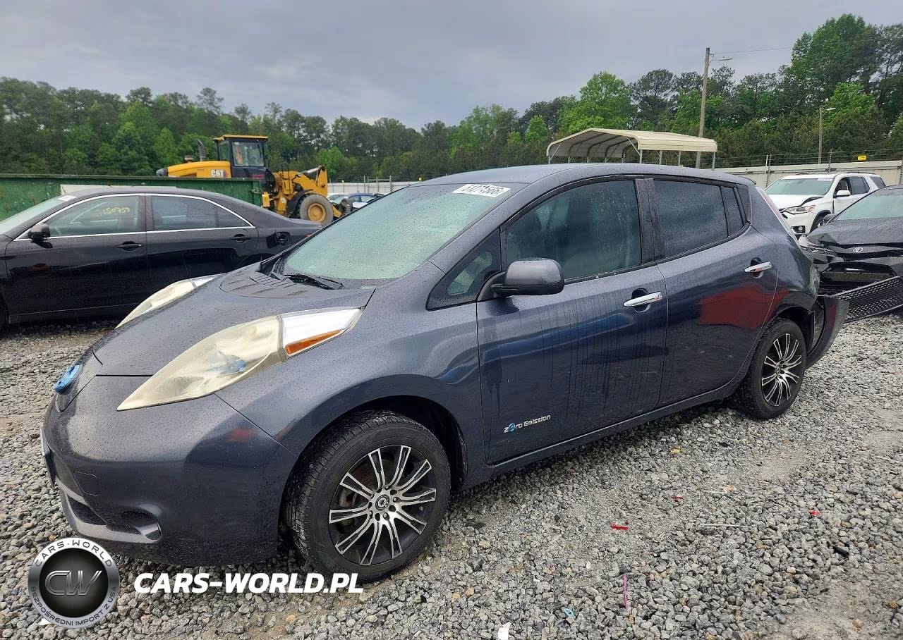 2013 Nissan Leaf S