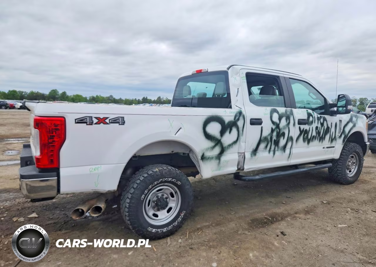2017 Ford F250 Super Duty VIN:1FT7W2BT6HEB56381 - 3