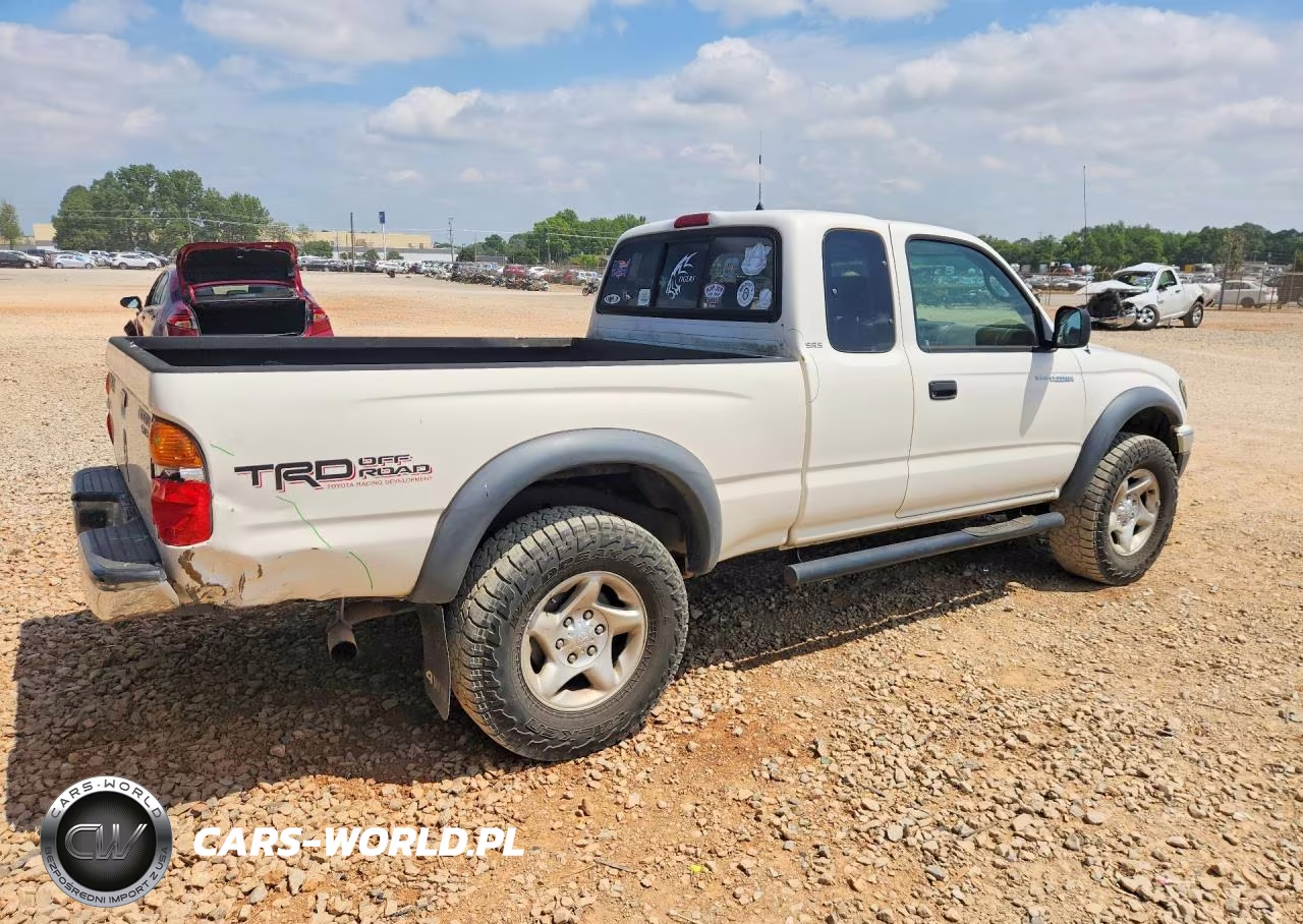 2004 Toyota Tacoma Xtracab VIN:5TEWN72NX4Z412428 - 3