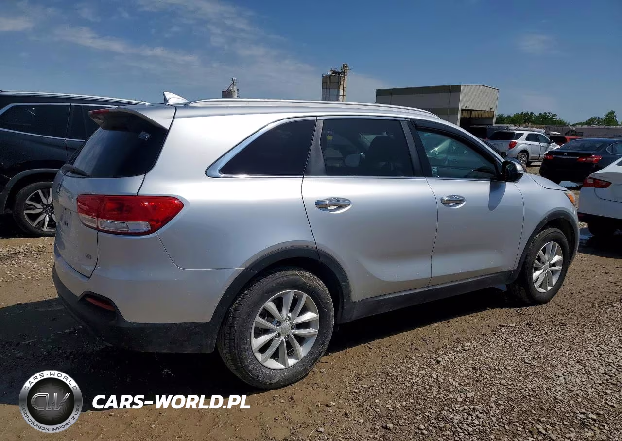 2018 Kia Sorento Lx VIN:5XYPG4A38JG407098 - 3