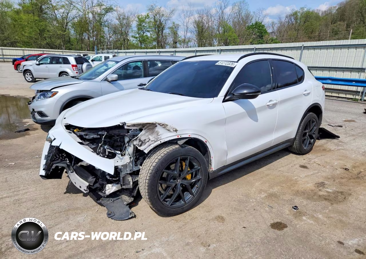2020 Alfa Romeo Stelvio