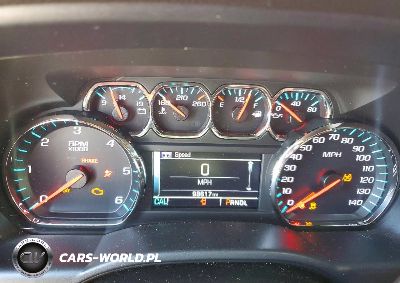 2018 Chevrolet Silverado K1500 Lt VIN:1GCVKREH2JZ257158 - 9