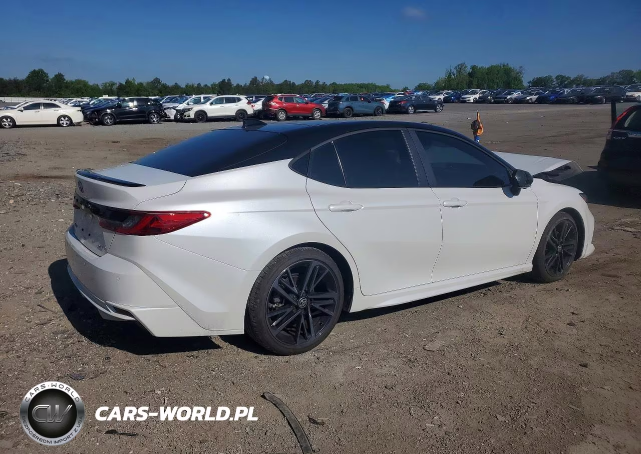 2025 Toyota Camry Xse VIN:4T1DAACK0SU179133 - 3