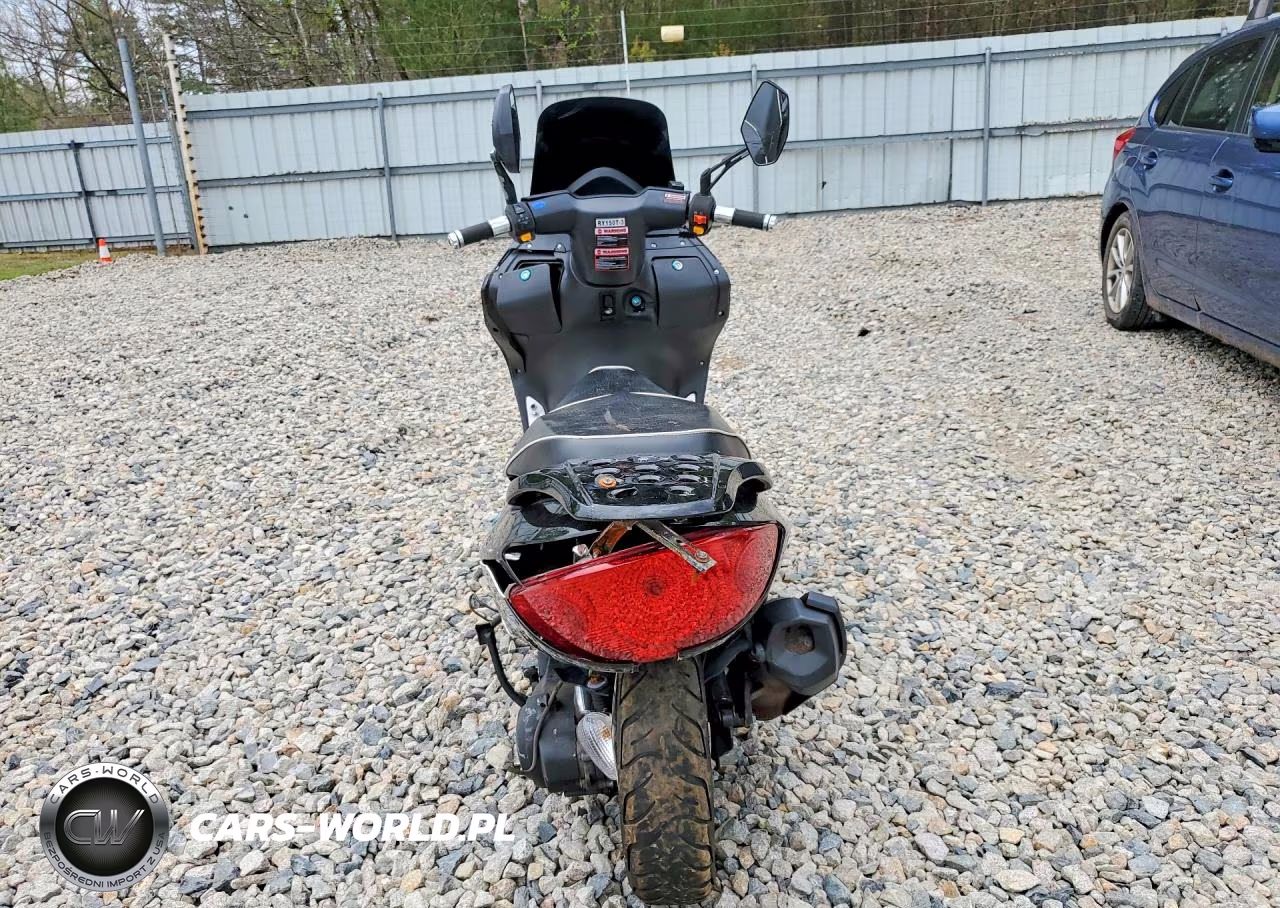 2023 Genuine Scooter Co. Scooter VIN:LEHTCK032PRS01838 - 4