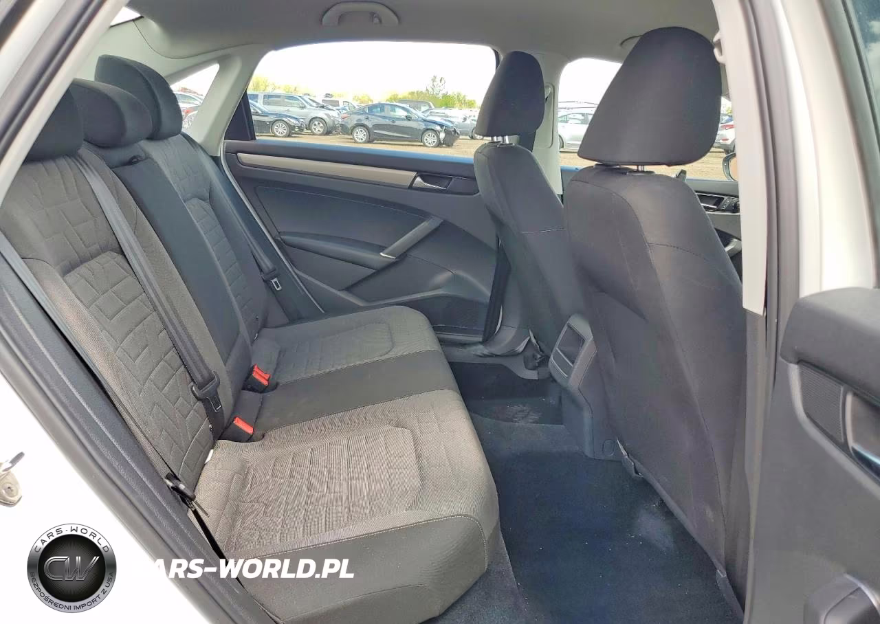 2020 Volkswagen Passat S VIN:1VWAA7A33LC002599 - 10