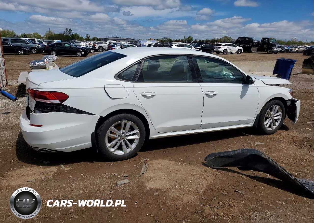 2020 Volkswagen Passat S VIN:1VWAA7A33LC002599 - 3