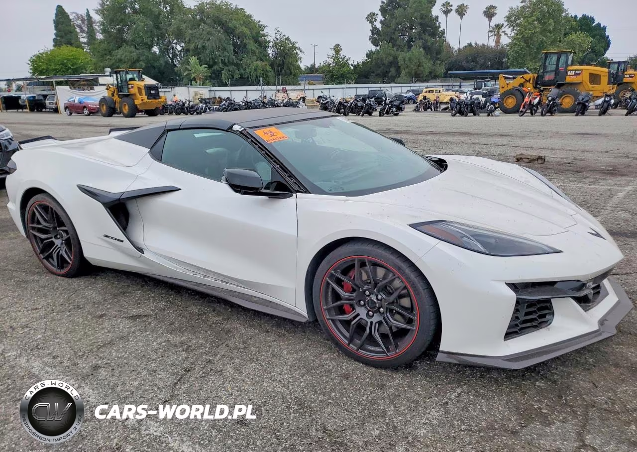 2023 Chevrolet Corvette Z06 3Lz VIN:1G1YF3D3XP5700878 - 4