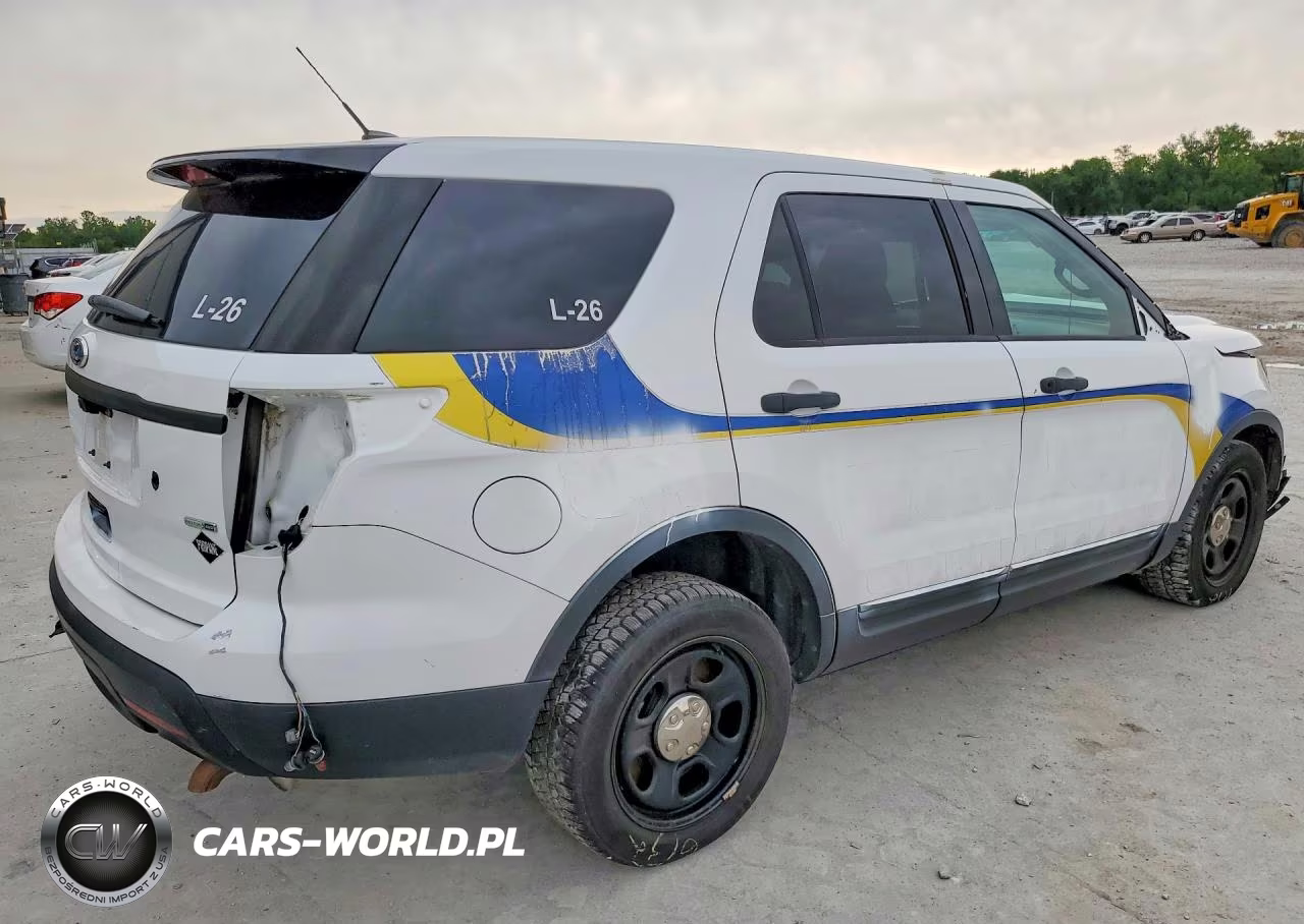2015 Ford Explorer Police Interceptor VIN:1FM5K8AR2FGC41632 - 3