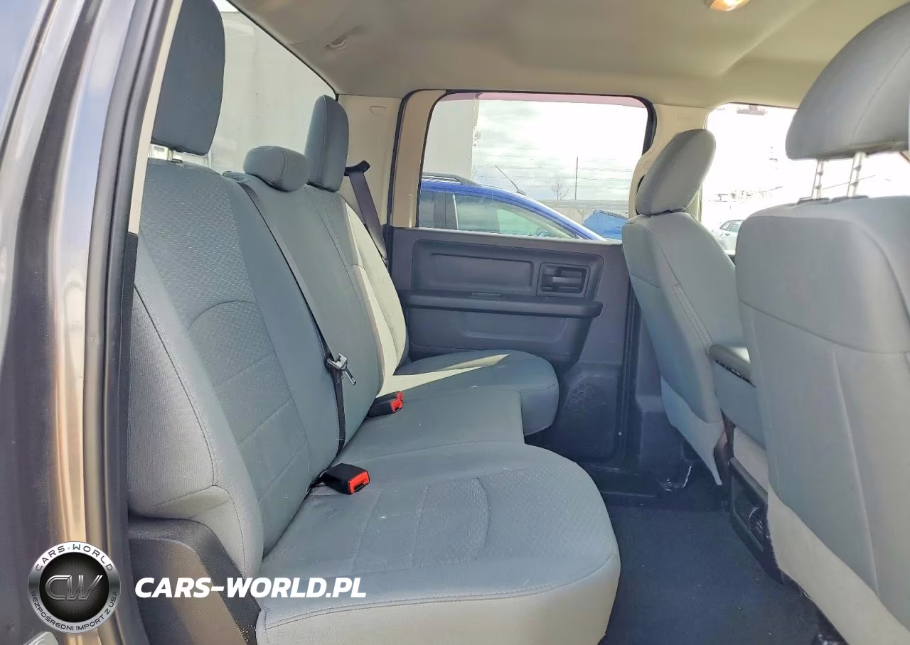 2019 Ram 1500 Classic Tradesman VIN:1C6RR7KT2KS599611 - 10