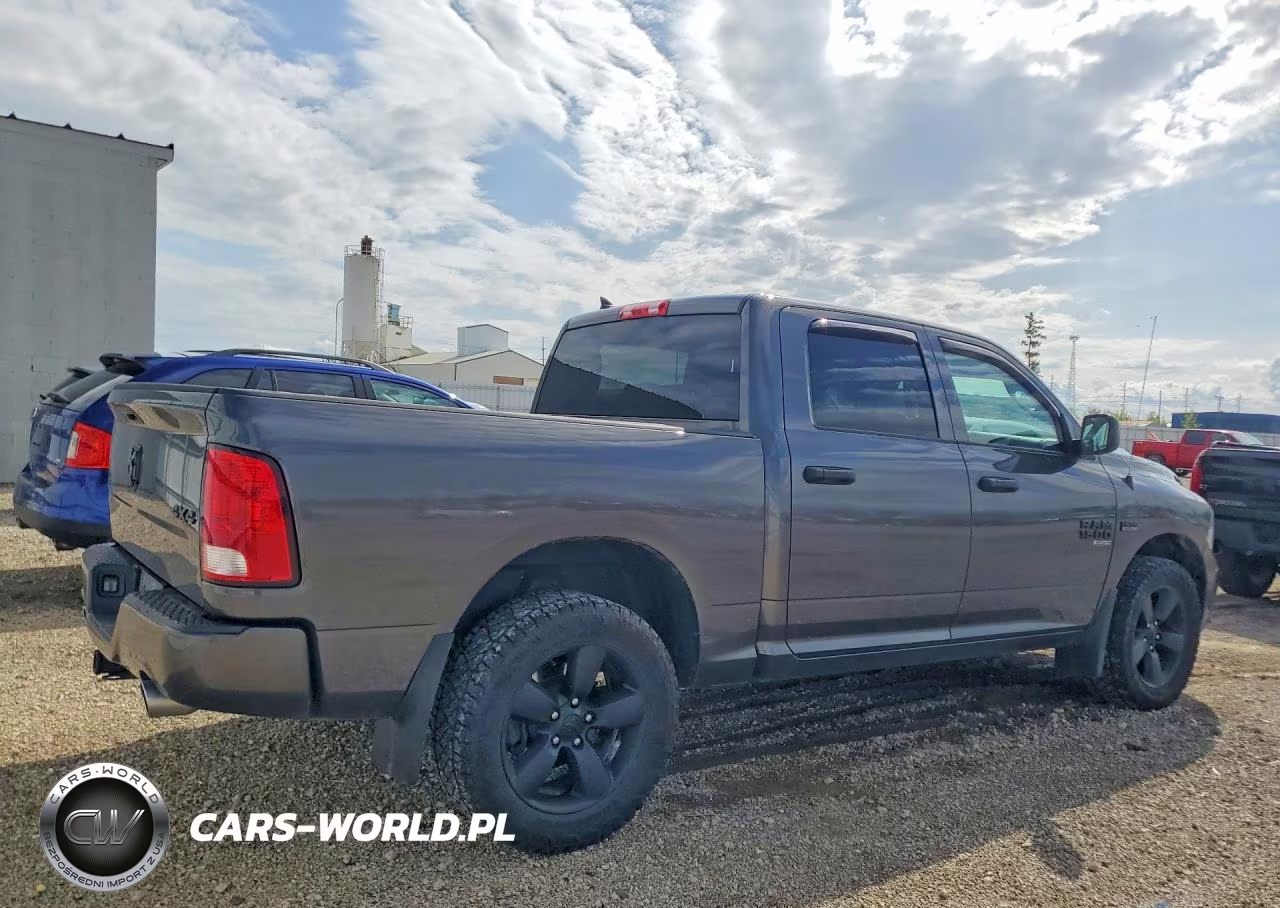 2019 Ram 1500 Classic Tradesman VIN:1C6RR7KT2KS599611 - 3