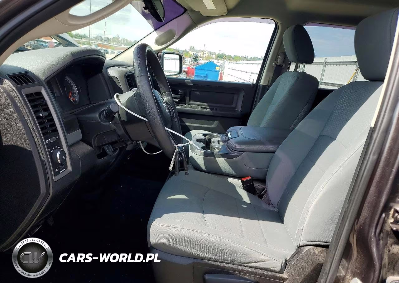 2019 Ram 1500 Classic Tradesman VIN:1C6RR7KT2KS599611 - 7