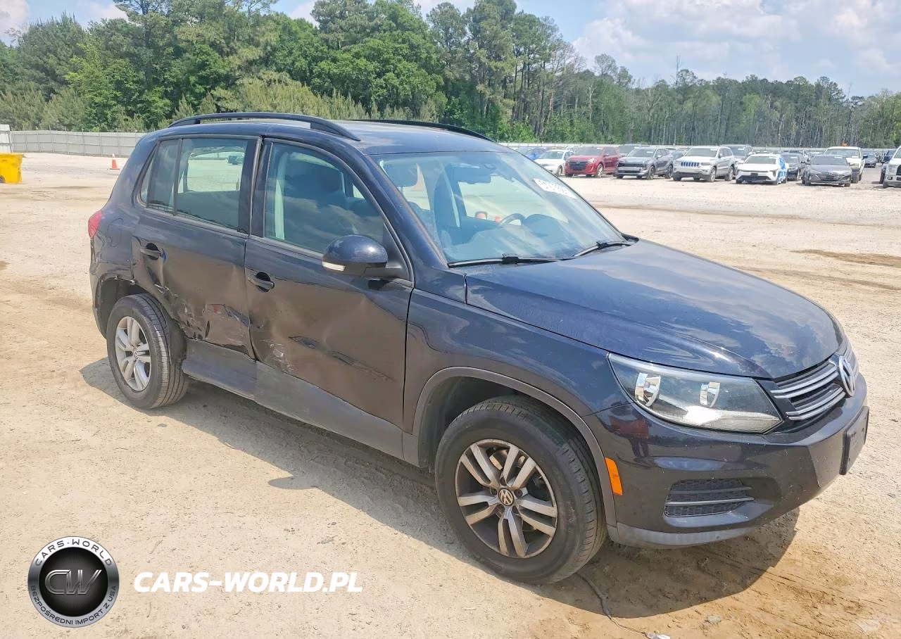 2017 Volkswagen Tiguan S VIN:WVGAV7AX0HK001591 - 4