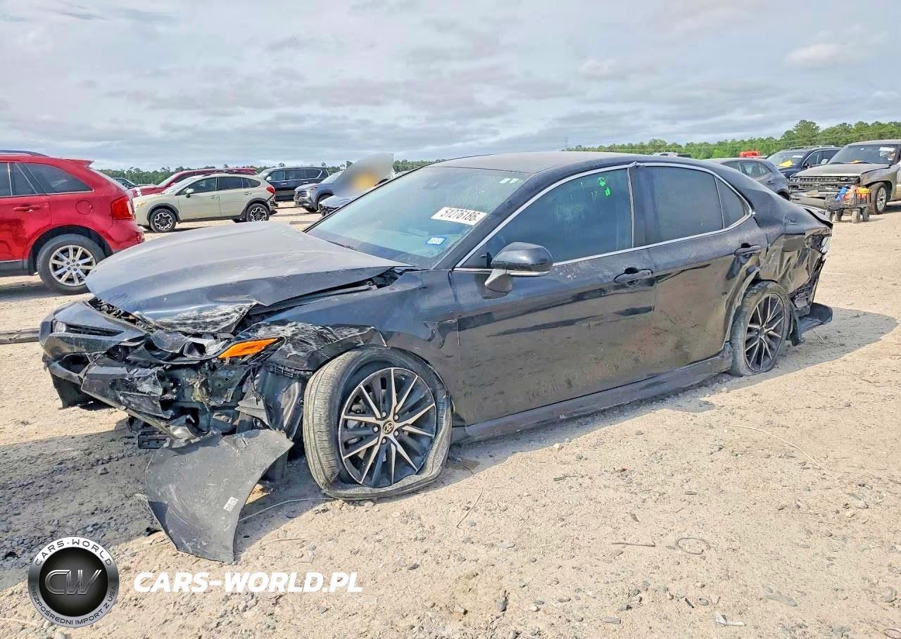 2024 Toyota Camry Se – zdjęcie 1 z 13