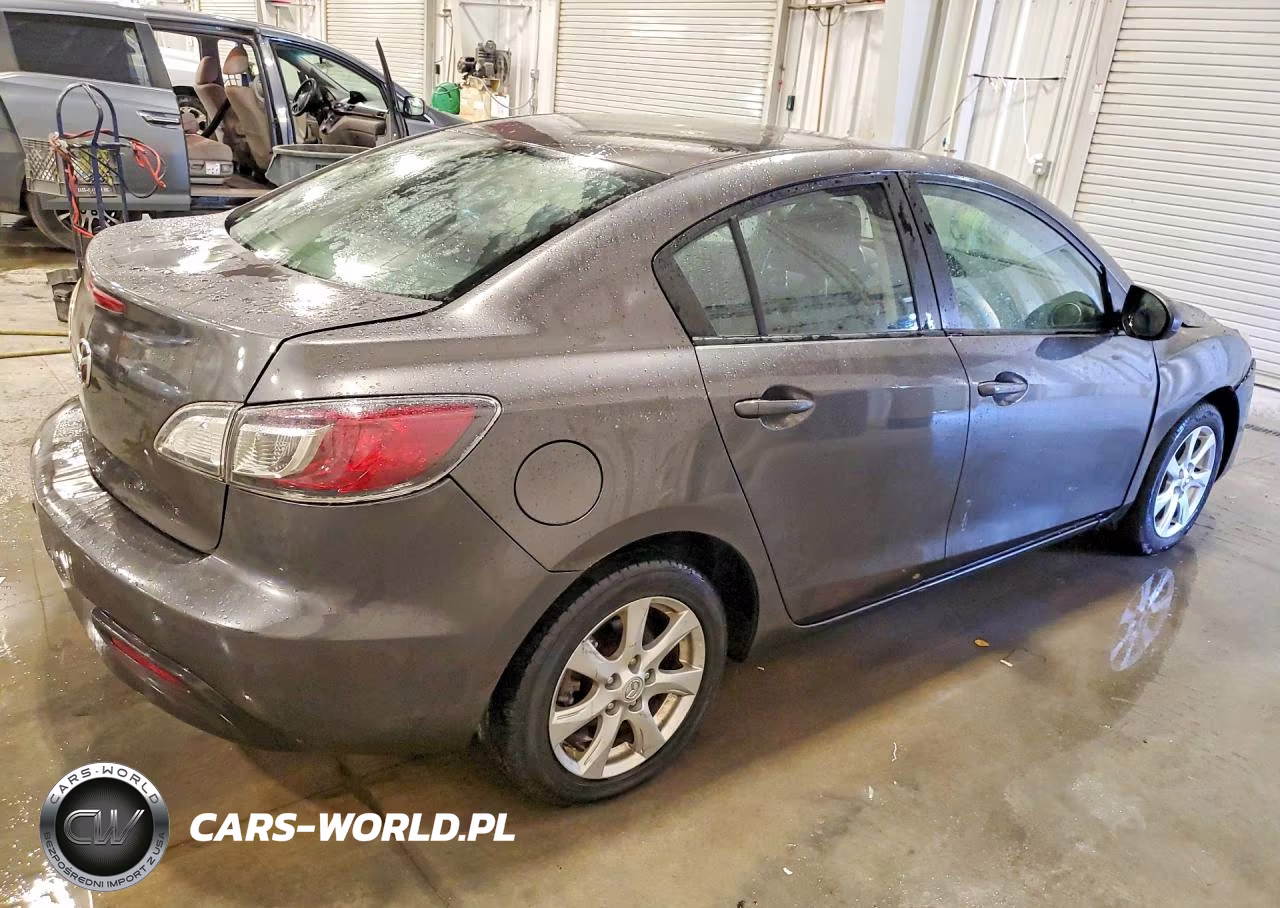 2011 Mazda Mazda3 VIN:JM1BL1VF6B1451353 - 3