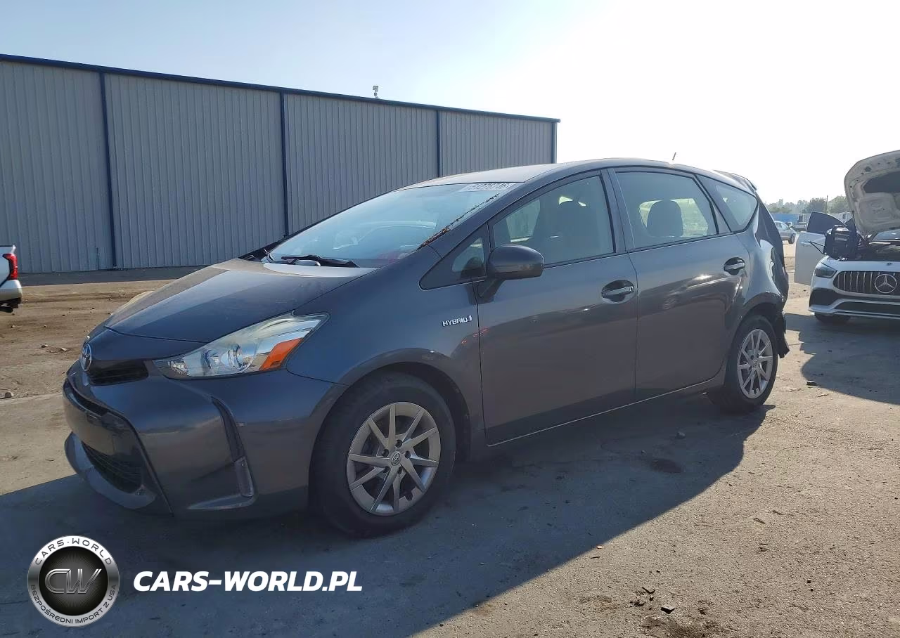 2016 Toyota Prius V Three – zdjęcie 1 z 12