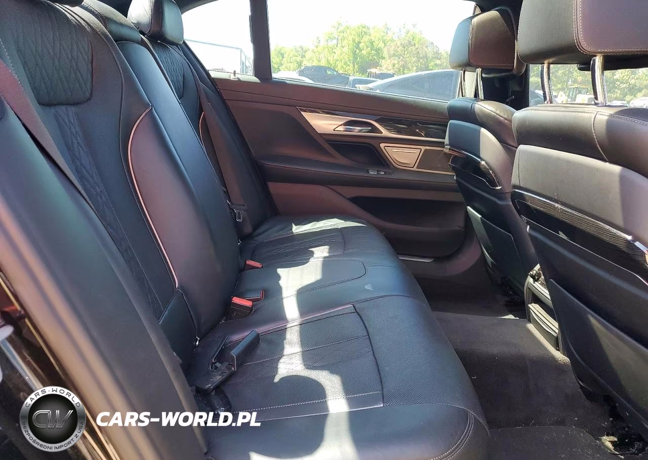 2016 BMW 750 Xi VIN:WBA7F2C52GG421104 - 10