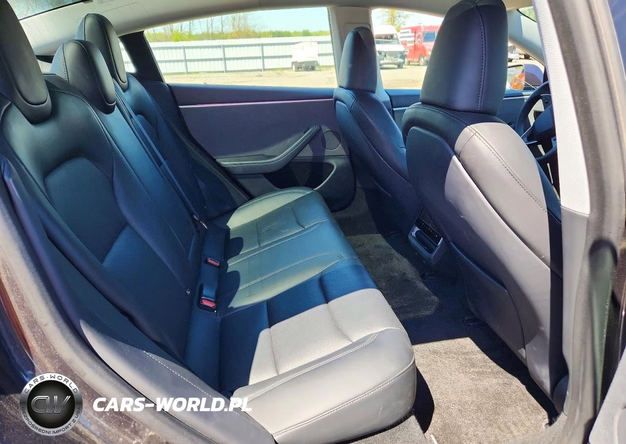 2024 Tesla Model 3 VIN:5YJ3E1EA7RF785993 - 10