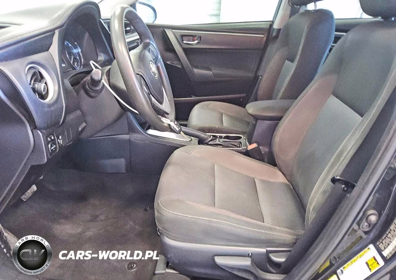 2018 Toyota Corolla Le VIN:2T1BURHE7JC049480 - 7