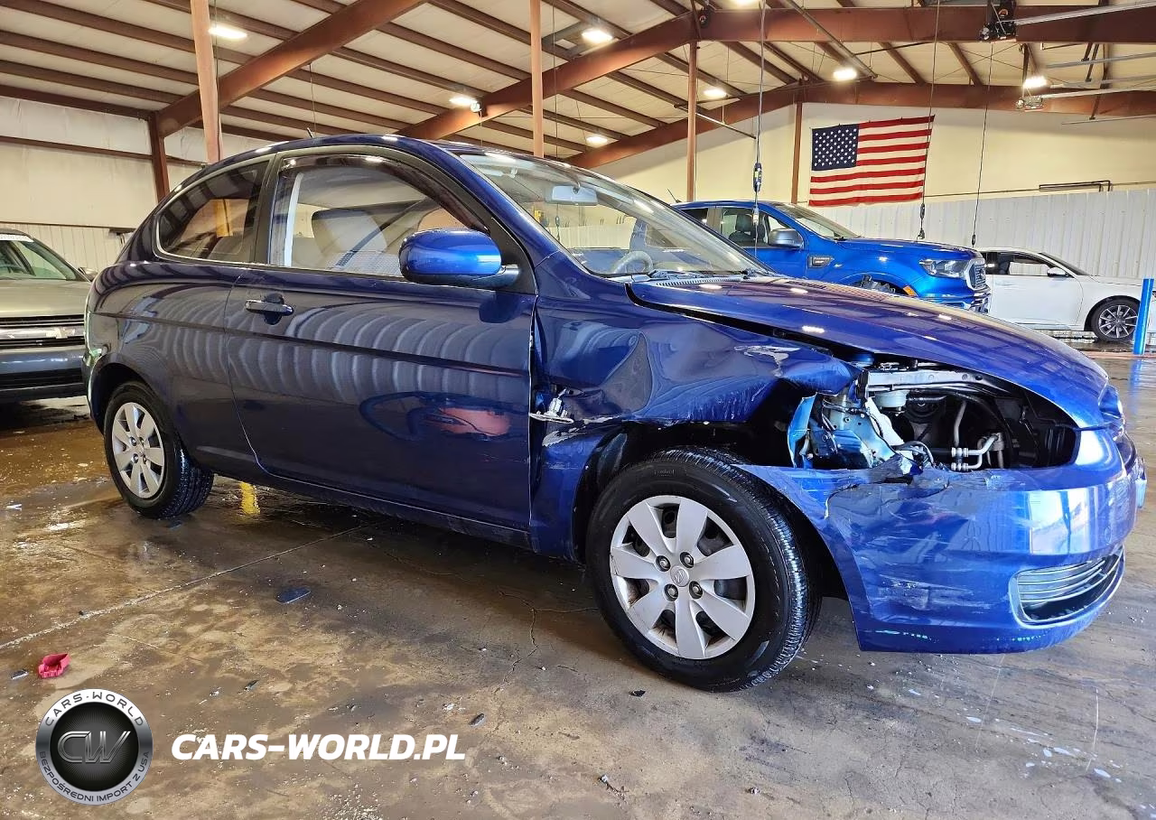 2011 Hyundai Accent Gl VIN:KMHCM3AC0BU191826 - 4