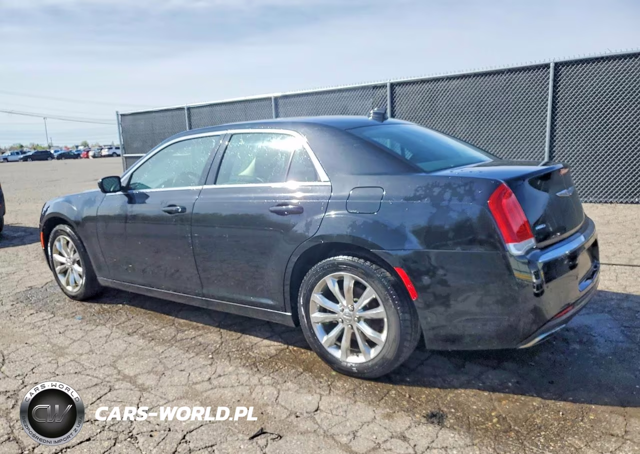 2016 Chrysler 300 Limited VIN:2C3CCARG8GH262045 - 2
