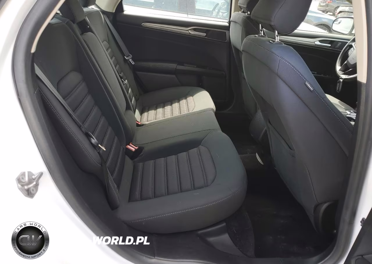 2017 Ford Fusion Se VIN:3FA6P0HD7HR307034 - 10