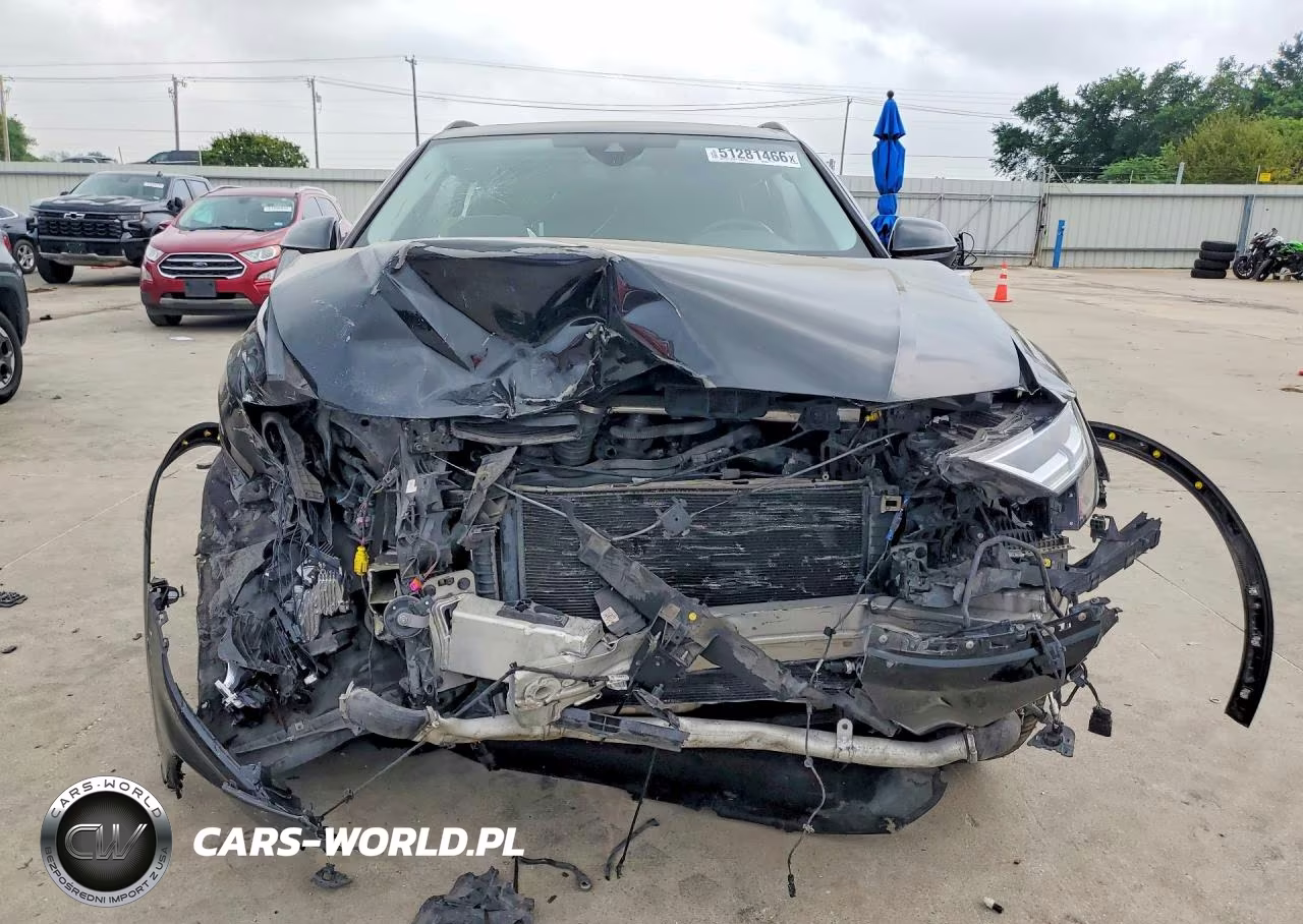 2020 Audi Q8 VIN:WA1EVAF15LD009555 - 5