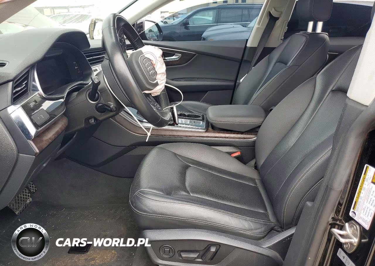 2020 Audi Q8 VIN:WA1EVAF15LD009555 - 7