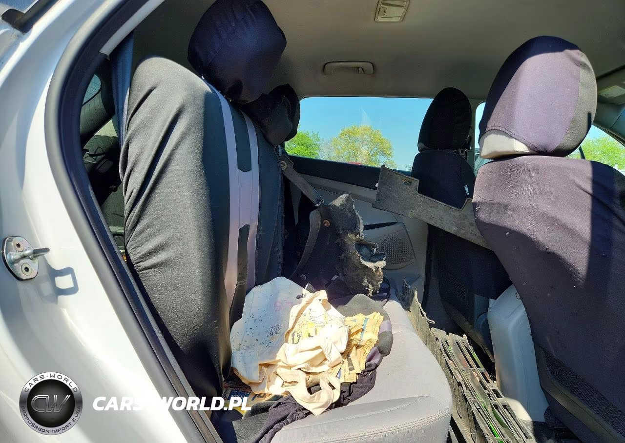 2019 Hyundai Tucson Value VIN:KM8J3CA42KU876493 - 11