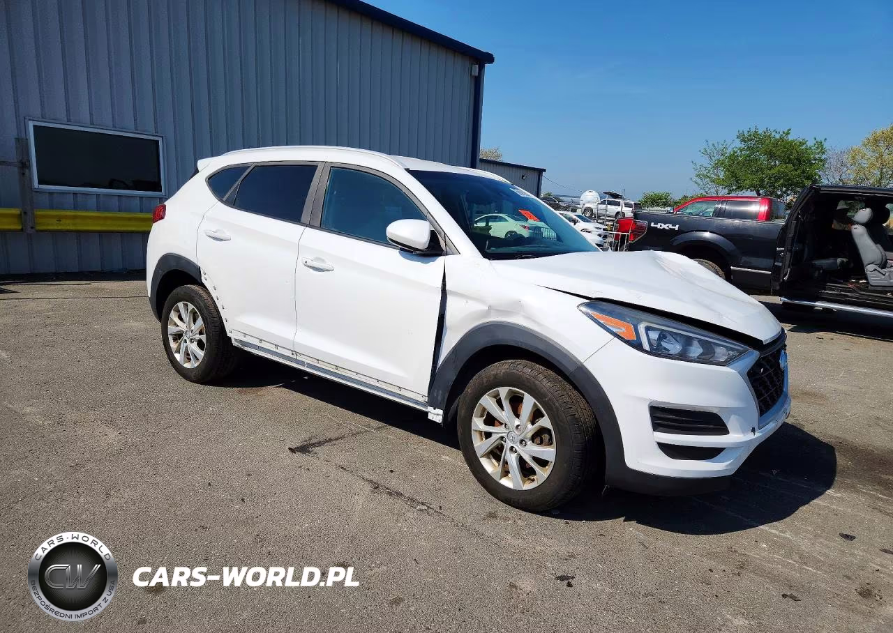 2019 Hyundai Tucson Value VIN:KM8J3CA42KU876493 - 4