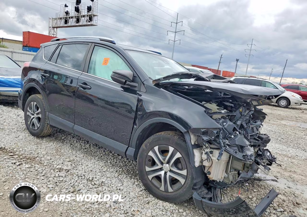 2018 Toyota Rav4 Le VIN:2T3ZFREV1JW477855 - 4