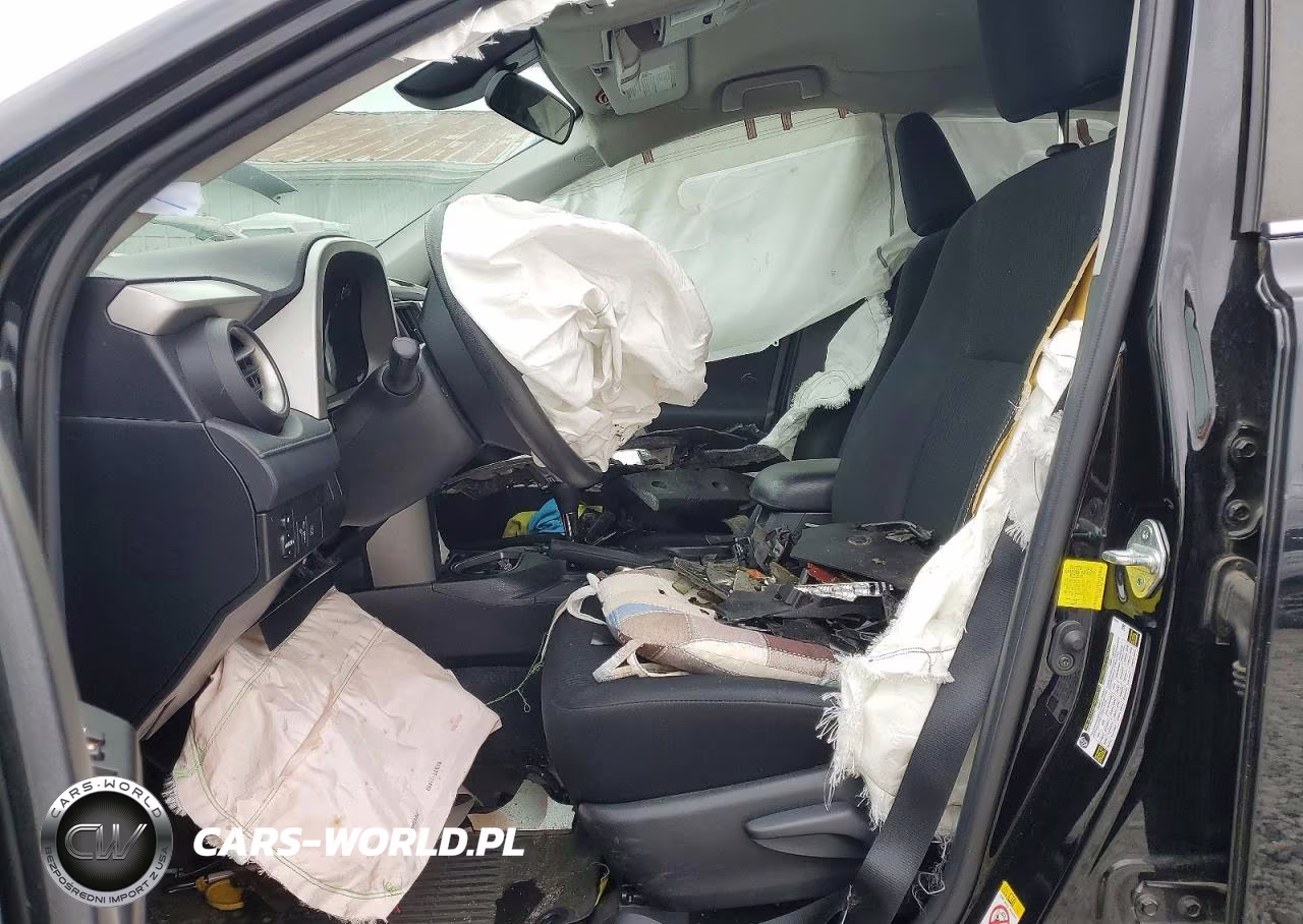 2018 Toyota Rav4 Le VIN:2T3ZFREV1JW477855 - 7
