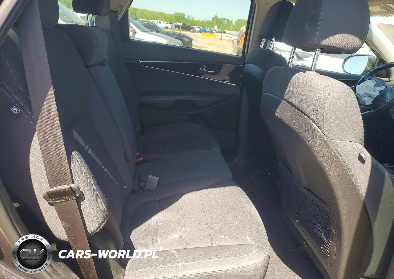 2018 Kia Sorento Lx VIN:5XYPGDA39JG413928 - 11