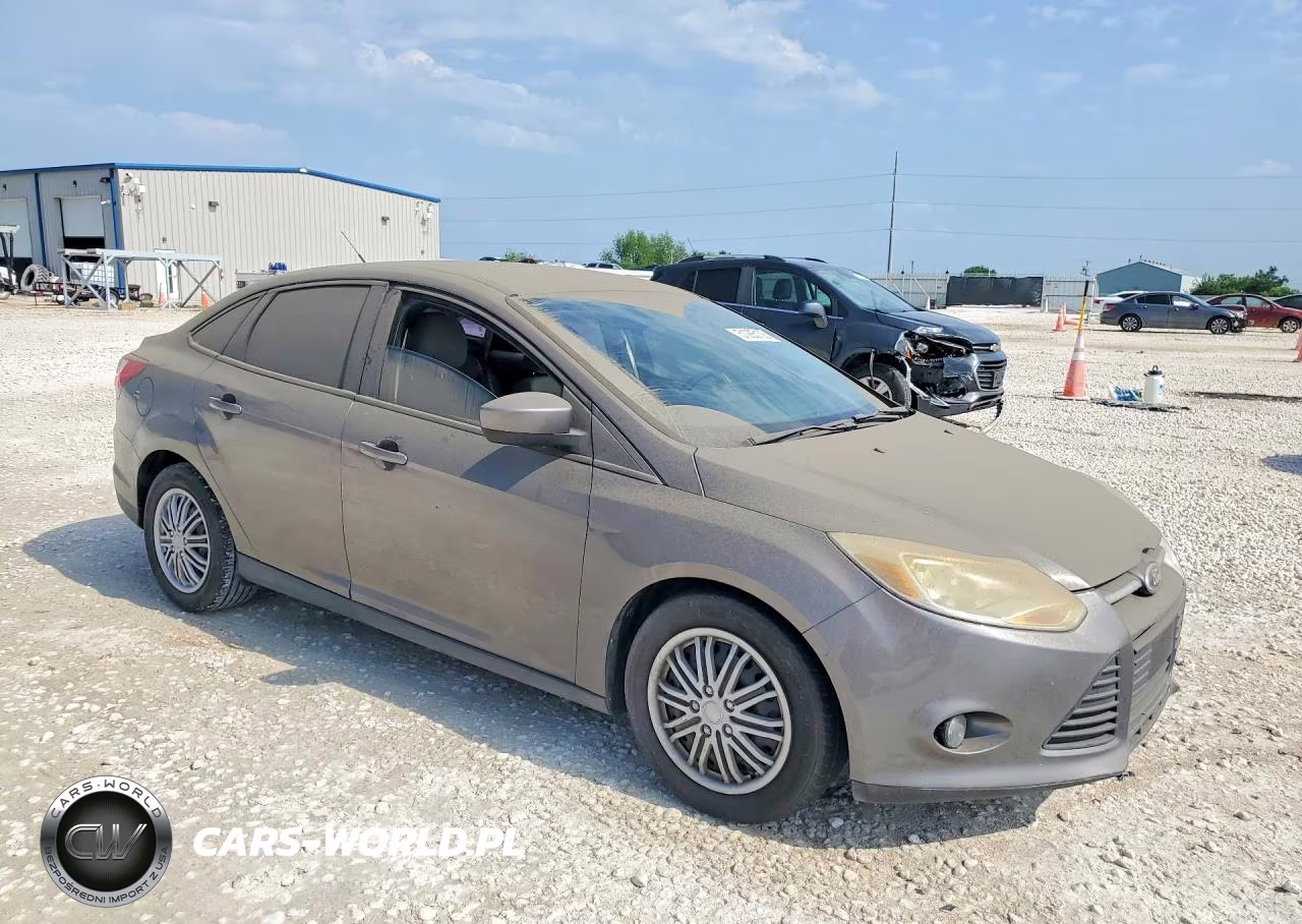 2012 Ford Focus Se VIN:1FAHP3F28CL478278 - 4