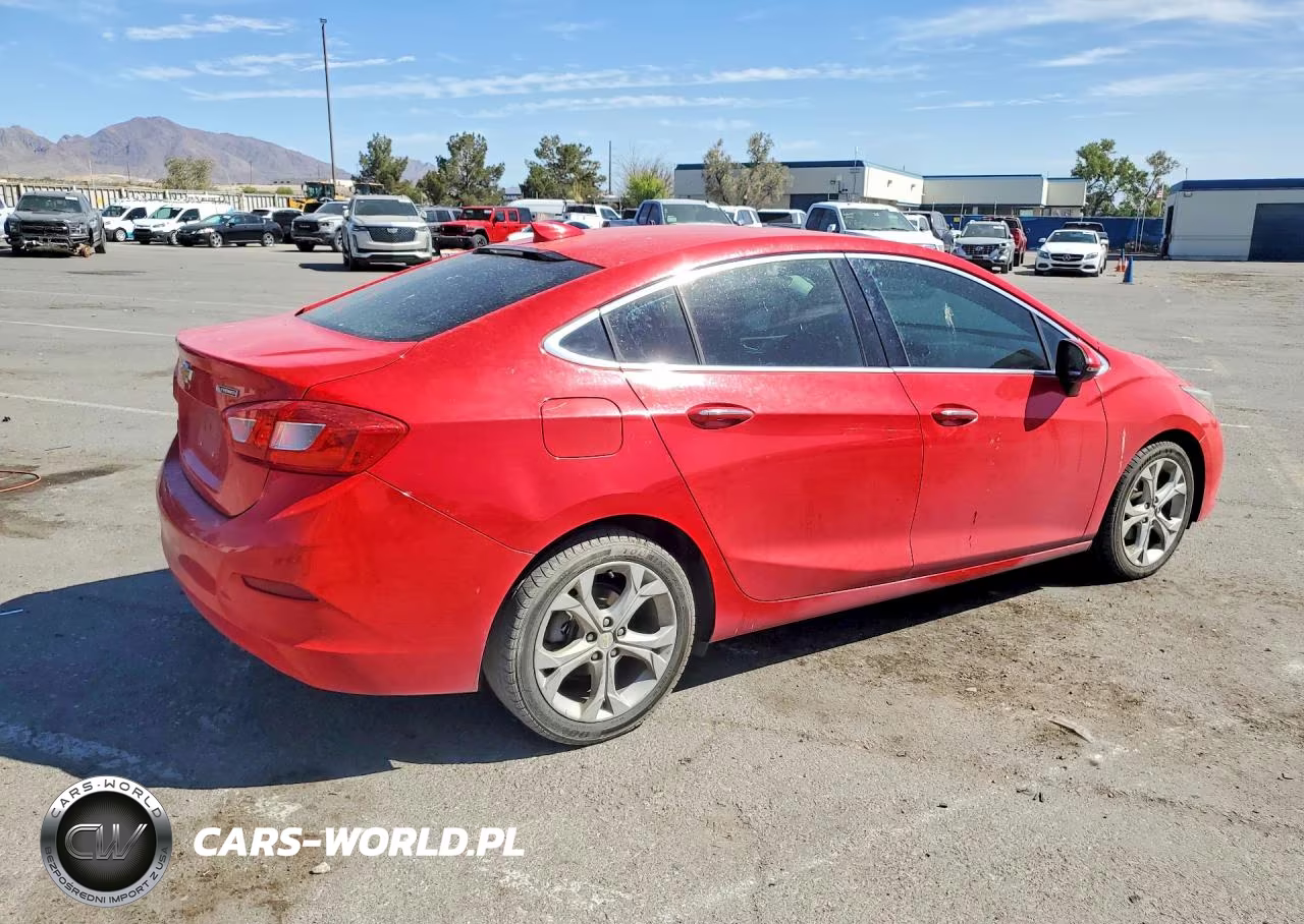 2016 Chevrolet Cruze Premier VIN:1G1BG5SM1G7305860 - 3