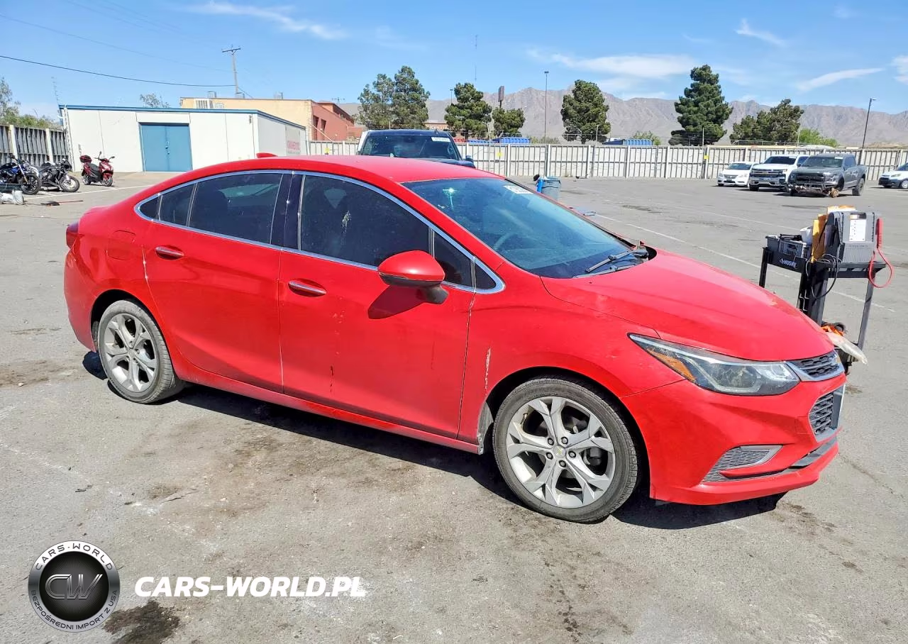 2016 Chevrolet Cruze Premier VIN:1G1BG5SM1G7305860 - 4