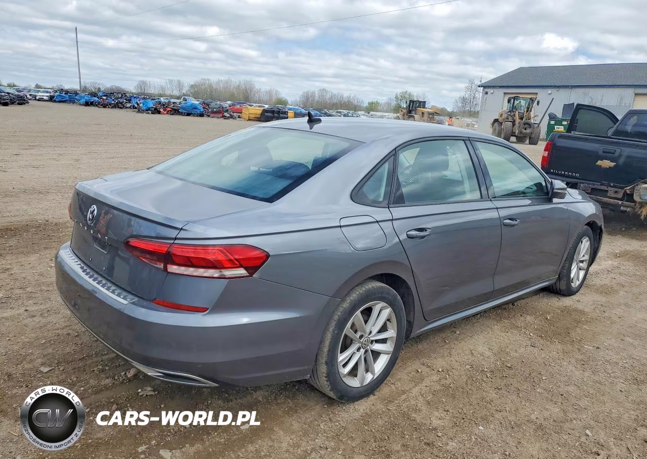 2021 Volkswagen Passat S VIN:1VWAA7A36MC004297 - 3