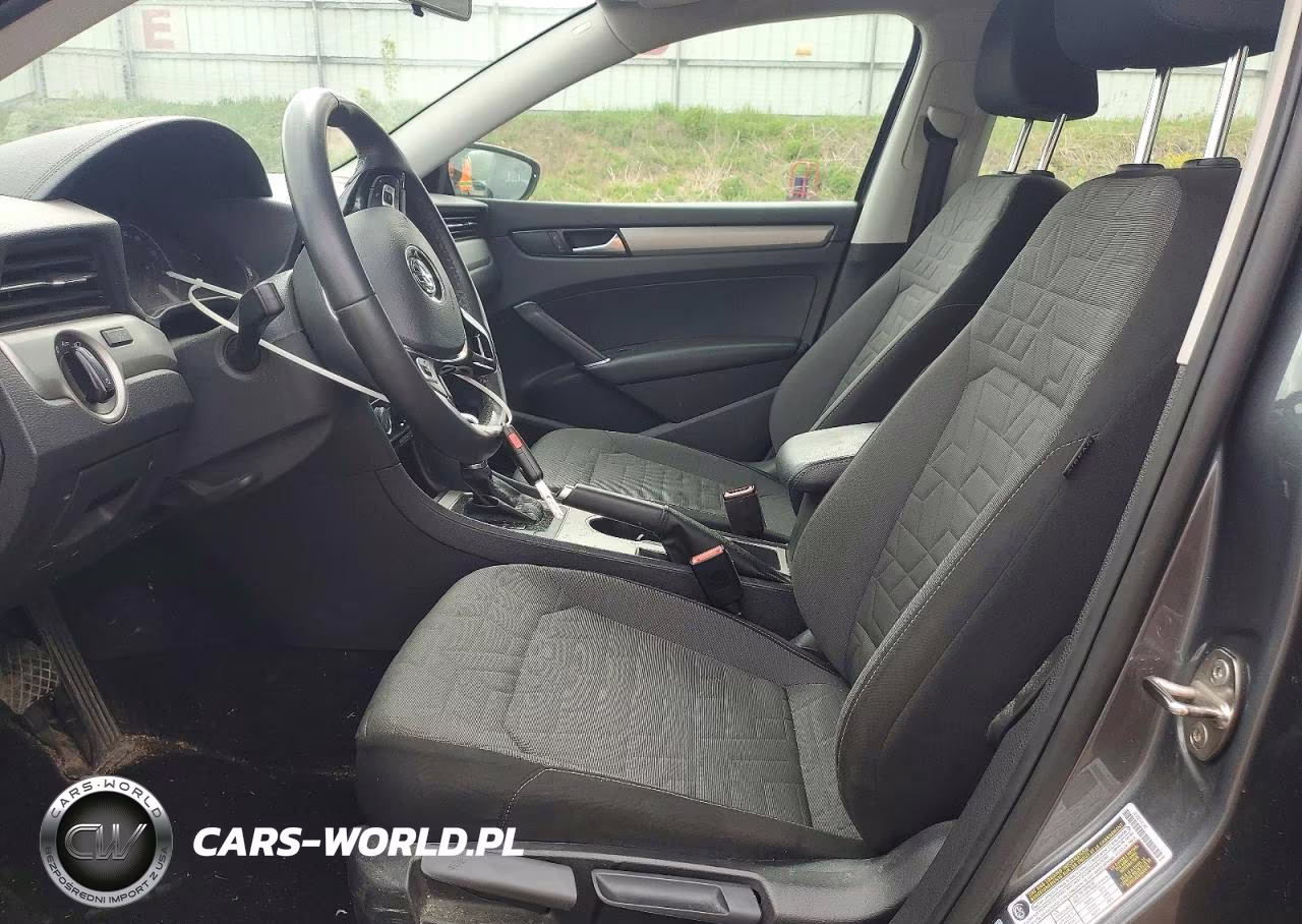 2021 Volkswagen Passat S VIN:1VWAA7A36MC004297 - 7