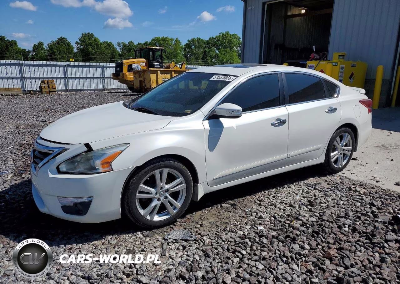 2013 Nissan Altima 3.5 S – zdjęcie 1 z 13