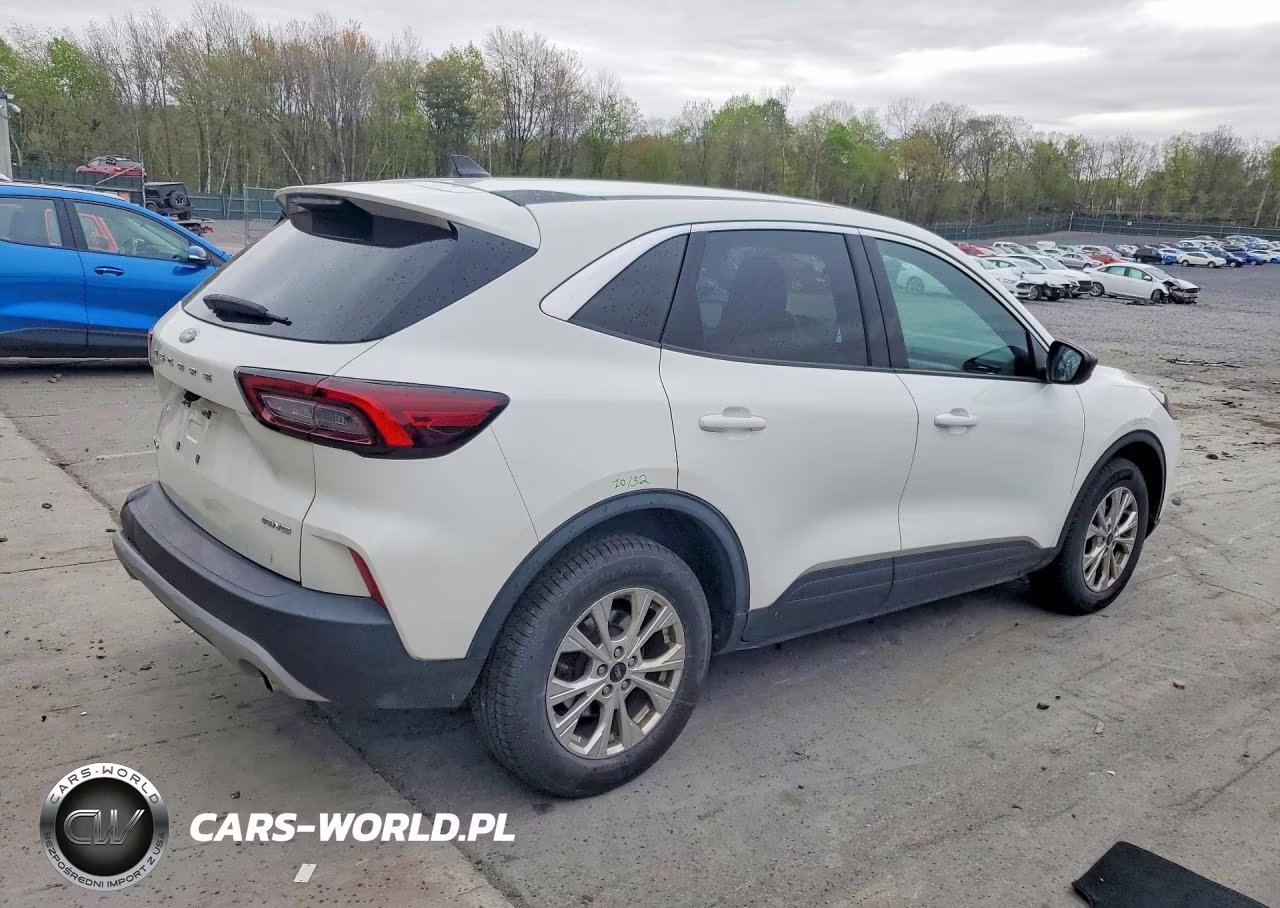 2023 Ford Escape Active VIN:1FMCU9GN2PUA87602 - 3