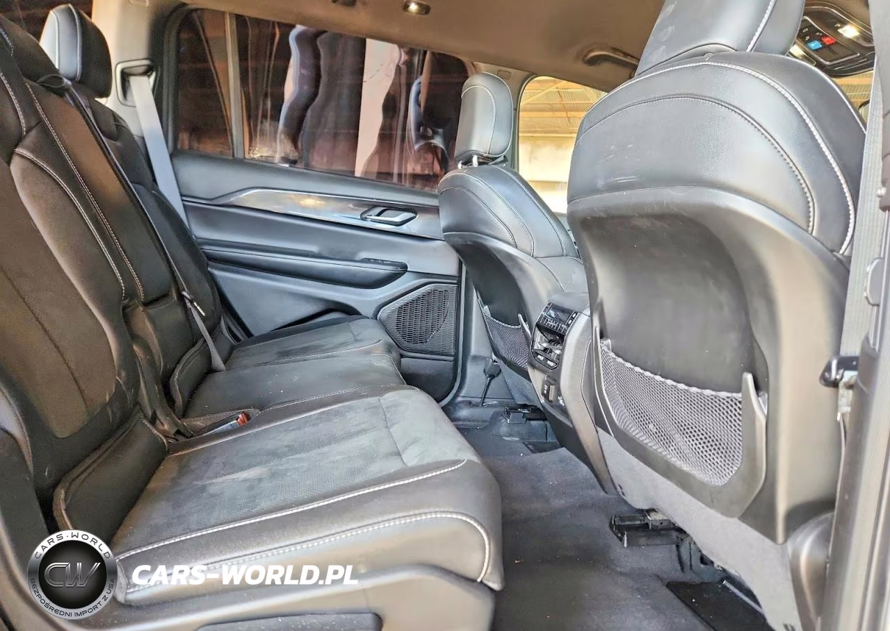 2023 Jeep Grand Cherokee L Laredo VIN:1C4RJJAG1P8722241 - 11