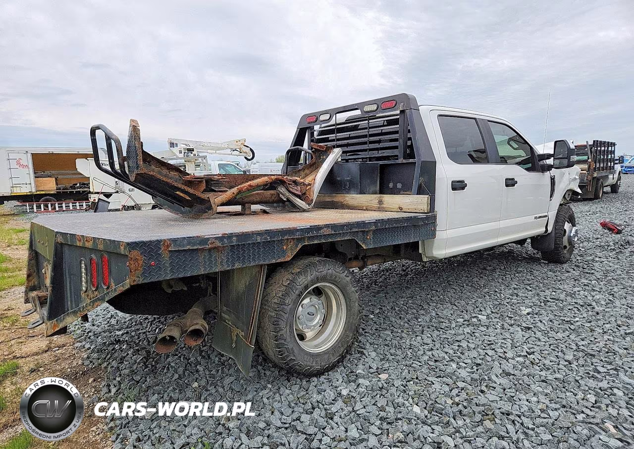 2019 Ford F350 Super Duty VIN:1FD8W3HTXKED42459 - 3