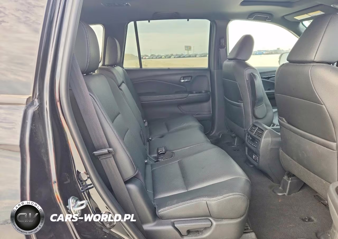 2021 Honda Passport Touring VIN:5FNYF8H96MB040898 - 11