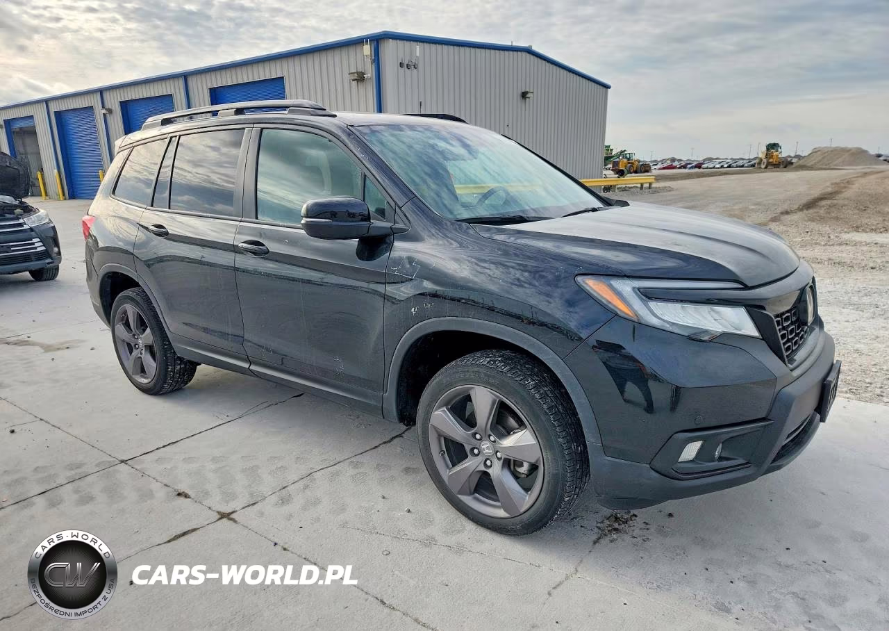 2021 Honda Passport Touring VIN:5FNYF8H96MB040898 - 4