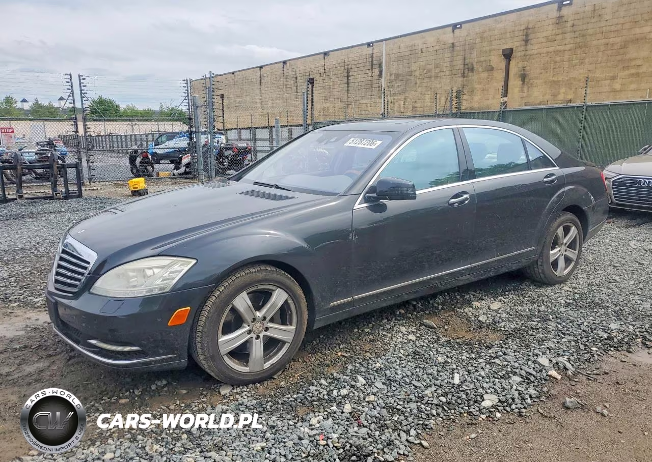 2011 Mercedes-Benz S 550 4Matic