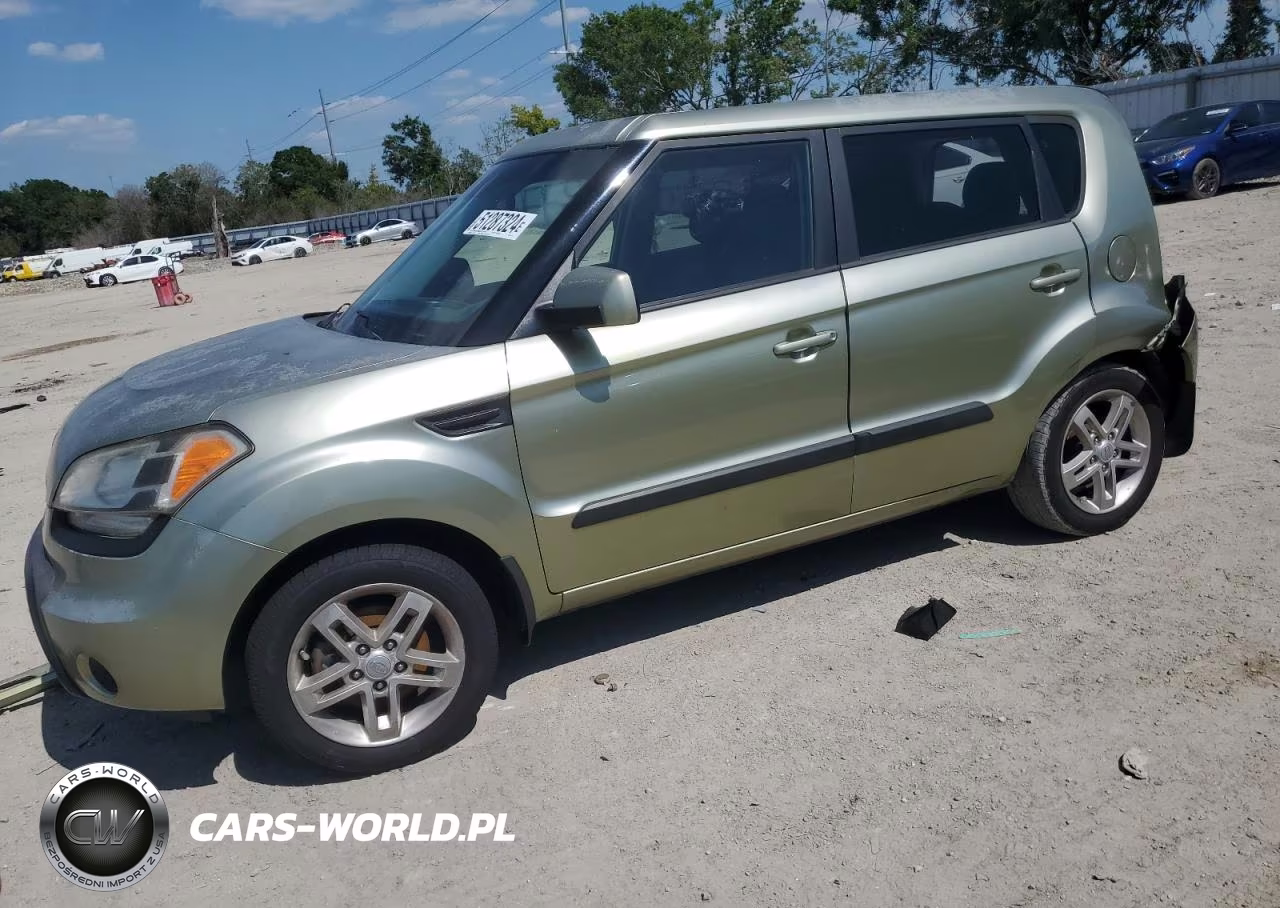 2011 Kia Soul +