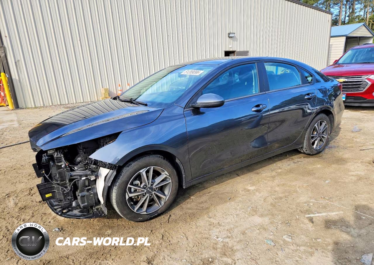 2023 Kia Forte Lxs – zdjęcie 1 z 13